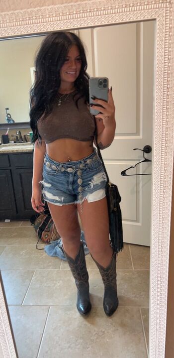 Leaked Chey elaine private photo viral onlyfans