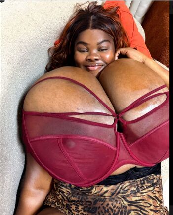 Leaked Chioma lovv page private photo viral onlyfans
