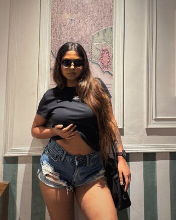 Leaked Chirasree sarkar page private photo viral onlyfans