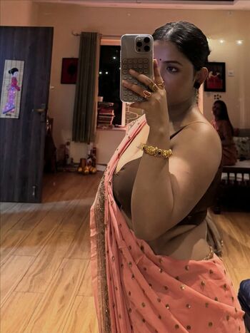 Leaked Chirasree sarkar page private photo viral onlyfans