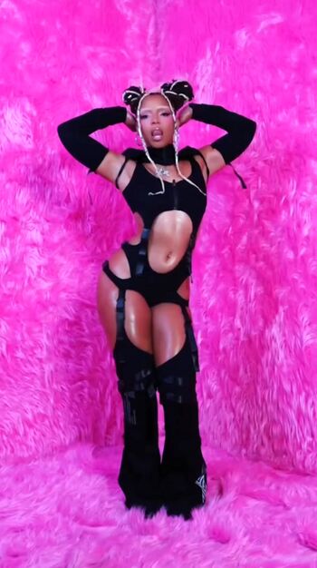 Leaked Chloe bailey page private photo viral onlyfans