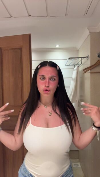Leaked Chloe carnevaletti page private photo viral onlyfans
