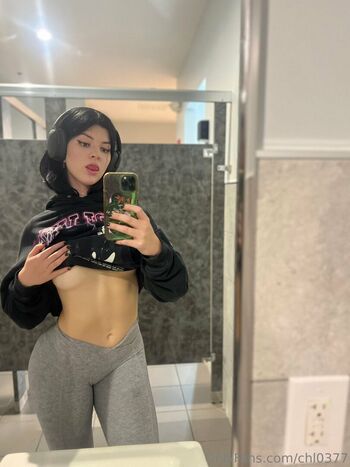chloe_hawkins