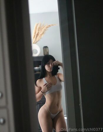 chloe_hawkins