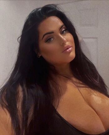 Chloe Jade