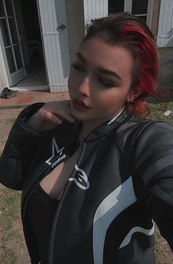 Chloe Lgr