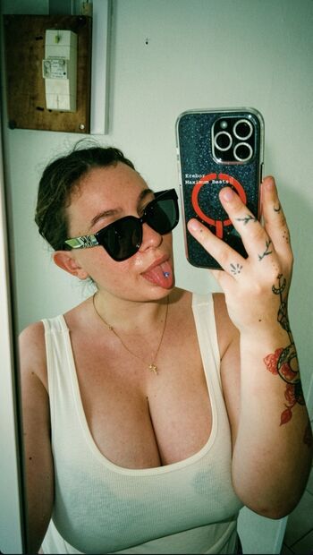 Leaked Chloe lgr private photo viral onlyfans