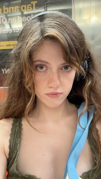 Leaked Chloe longname private photo viral onlyfans