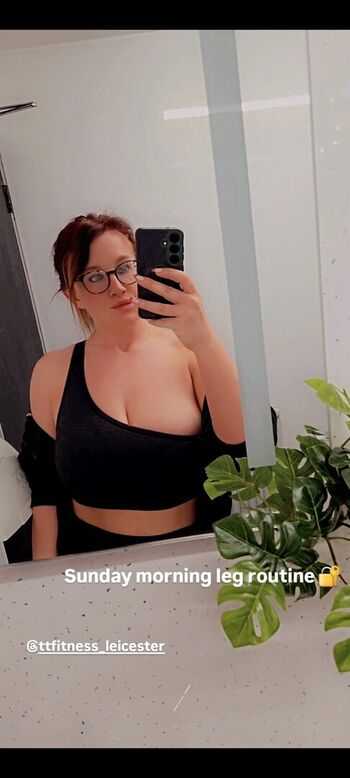 Chloe-louisex