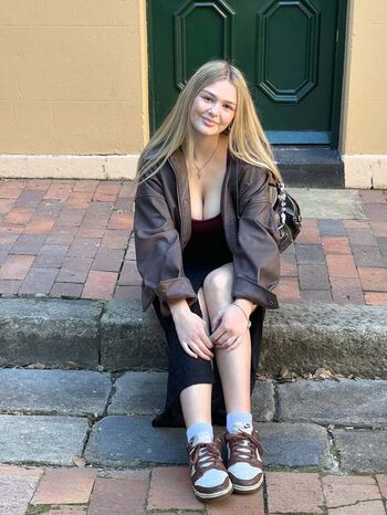 Chloe Marie