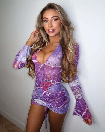 Leaked Chloe streatfield private photo viral onlyfans