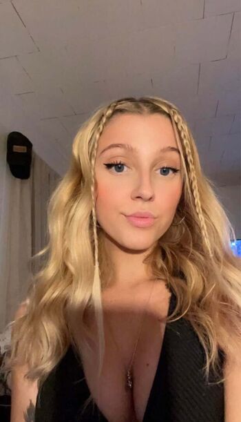 Leaked Chloe tracy private photo viral onlyfans