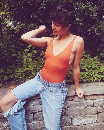 Chloe Van Landschoot