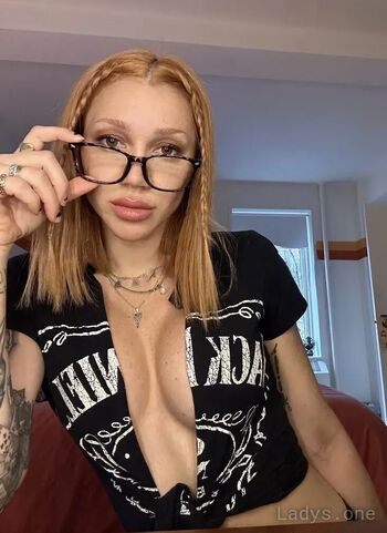 chloebennett
