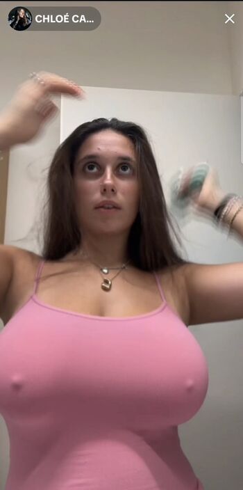 chloecarnevaletti