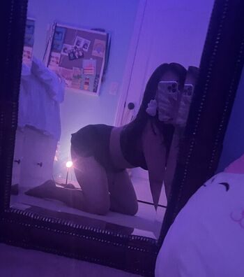 Leaked Chloee gann private photo viral onlyfans