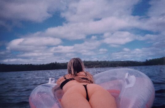 Leaked Chloeemma private photo viral onlyfans