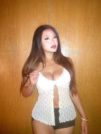 Leaked Chloewaang private photo viral onlyfans