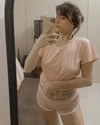 Leaked Chloey largado page private photo viral onlyfans