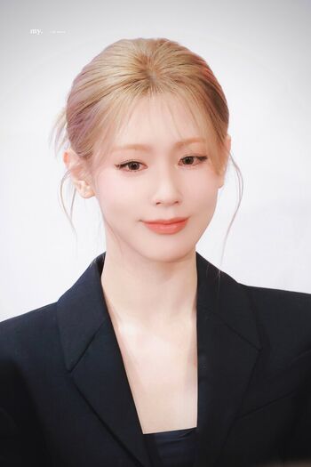 Cho Mi-yeon