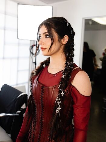 Chrissy Costanza