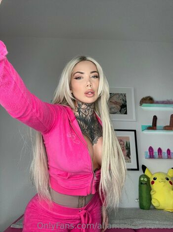 Leaked Christina savoyy private photo viral onlyfans