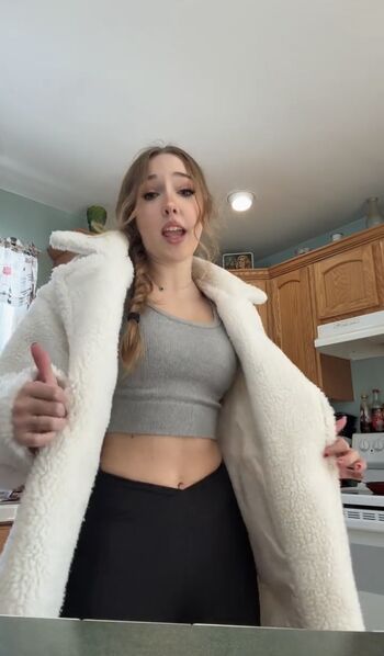 Leaked Christine keyton private photo viral onlyfans