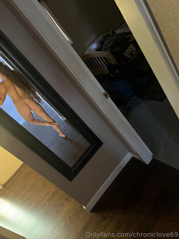 Leaked Chroniclove  page private photo viral onlyfans