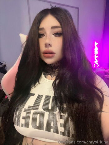 chrysi_luna