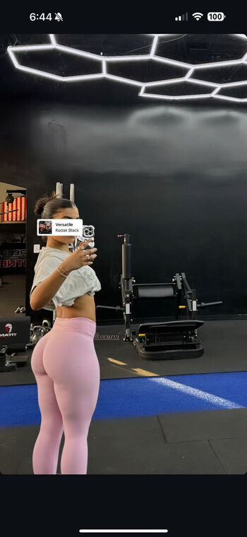 Chvzvanessa