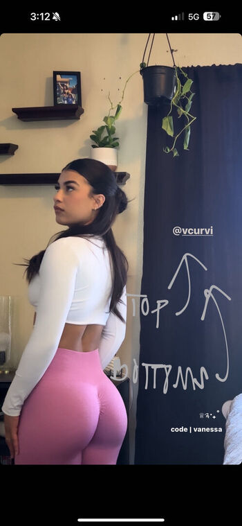 Leaked Chvzvanessa private photo viral onlyfans