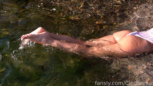 Leaked Cinderella girl  page private photo viral onlyfans