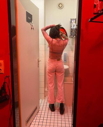 Leaked Claire pommet private photo viral onlyfans