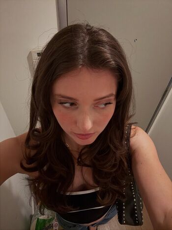 Leaked Clairebellerice private photo viral onlyfans