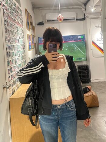 Leaked Claireyael private photo viral onlyfans
