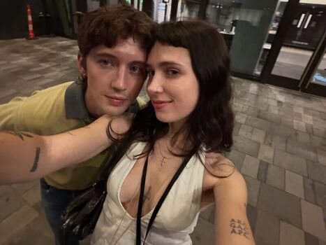 Leaked Clairo private photo viral onlyfans