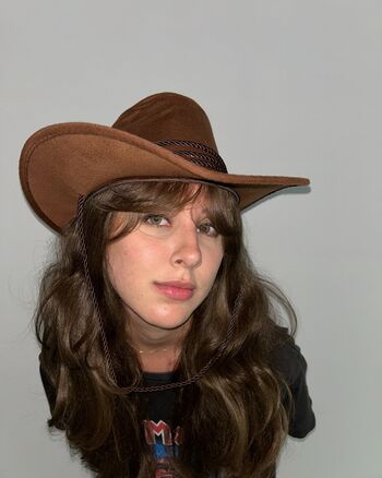 Claralremkova_ Clara Lemkova