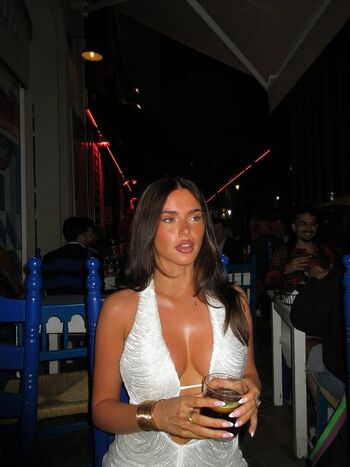 Leaked Clarissa bea page private photo viral onlyfans