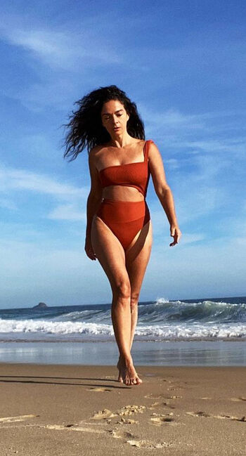 Claudia Ohana