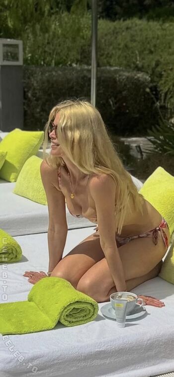 Leaked Claudia schiffer private photo viral onlyfans