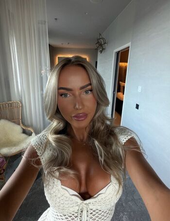 claudiaisabellaa