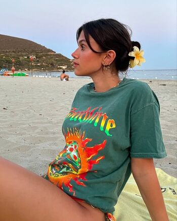 Cloe Zzini