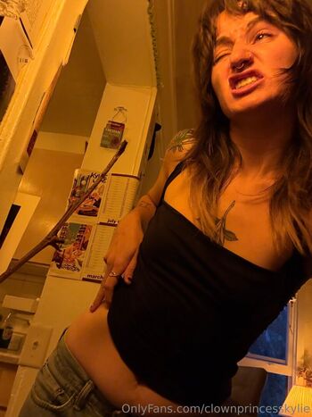 Leaked Clownprincesskylie private photo viral onlyfans