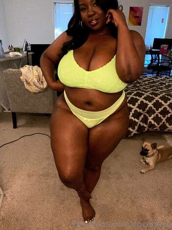 Leaked Cocoglow private photo viral onlyfans