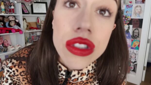 Colleen Ballinger