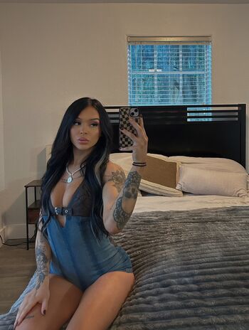 Cora Jade