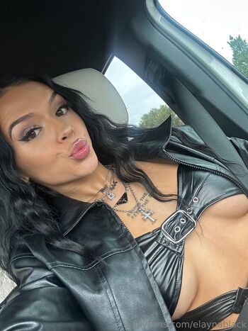 Cora Jade