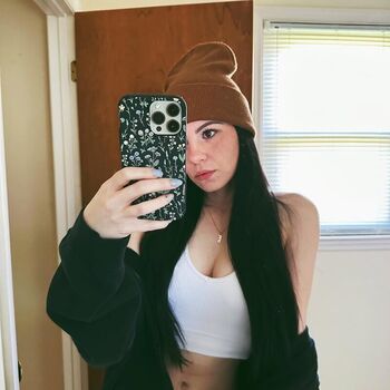 Leaked Coraauroraa private photo viral onlyfans