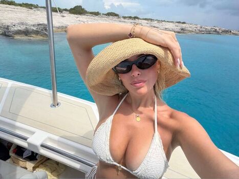 Leaked Corinna kopf  page private photo viral onlyfans