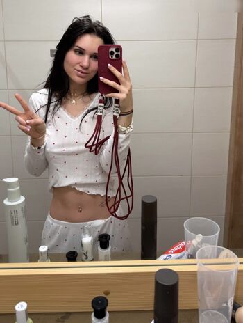 Leaked Coupleontour private photo viral onlyfans